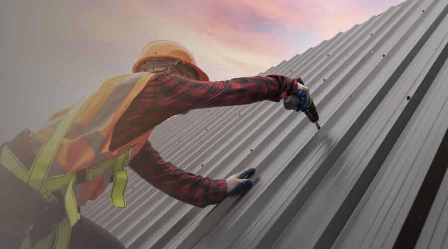 Expert Emergency Roof Repairs services in Kawkawlin, MI